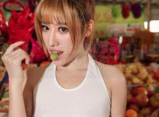 AISS爱丝(钻石版) – 连衣裙合集里竟然有免费？松果儿的魅力让我好希望有同款!