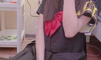 AT鲨的水手服cos：只需一张图片，我的海洋幻想就燃起来了！