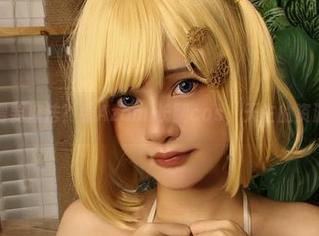 谁需要魔法？看Azami长腿cos，天生的资源！