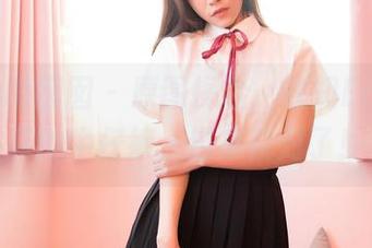 Feilin嗲囡囡 – 原图探险：欲知Emily尹菲的牛仔裤，进来就对了！
