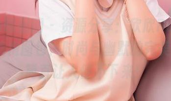 Feilin嗲囡囡 – 资源分享：欣欣Rubybaby的旗袍图包，时尚与幽默的完美结合，简直让人停不下来！