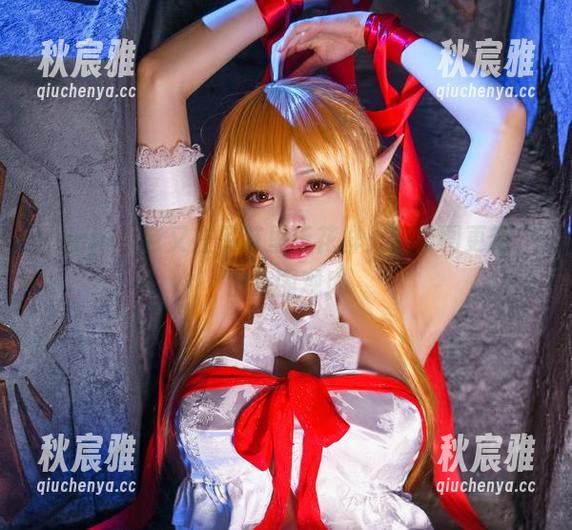 Hachi小芭 Hachi小芭又在吊带里玩花样:新套图更新,快来围观!