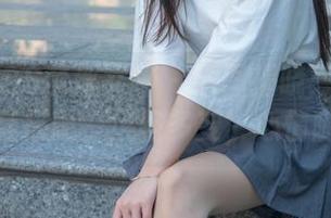 MSLASS梦丝女神 – 原图揭晓：可岚的小白鞋搭配，风格多变，心情随意！