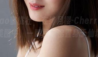 MiiTao蜜桃社 – 在绯月樱-Cherry的吊带美图中，一瞬间仿佛置身于仙境！