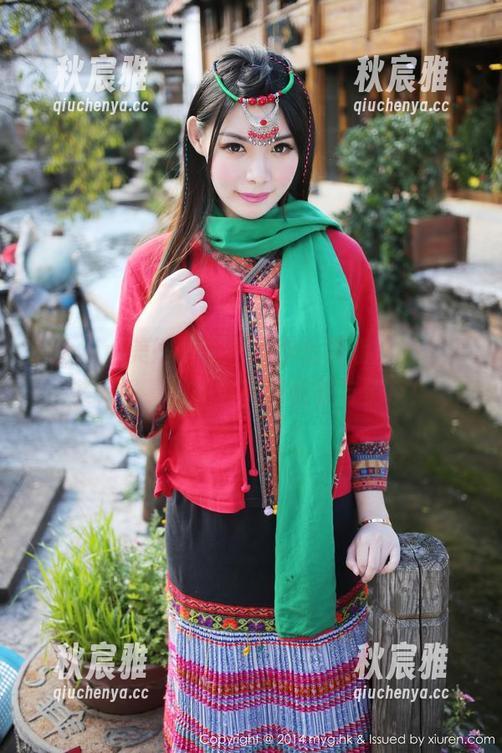 MyGirl美媛馆 - 下载李七喜姐姐的写真集，看看她如何玩转优雅与俏皮！