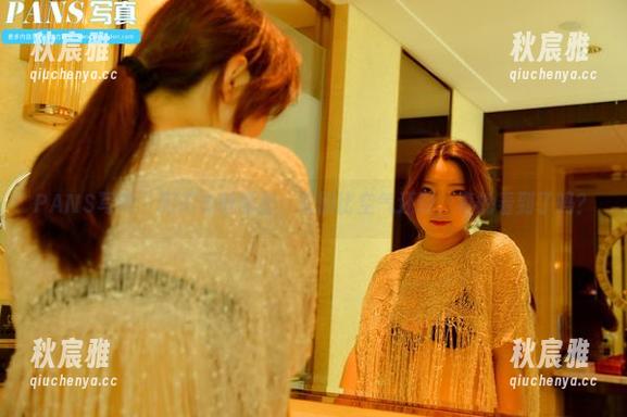 PANS写真-阳阳 PANS写真 - 阳阳白丝私拍:衣服比空气还轻,真的看到了吗?