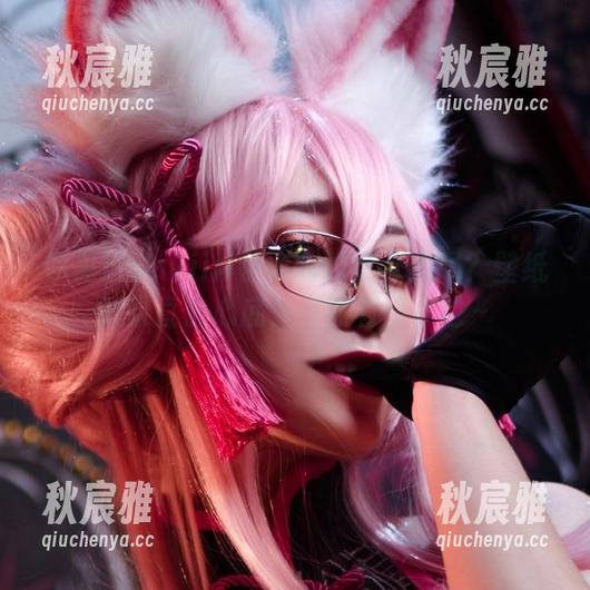 你见过Sakiiii翎柒的豹纹合集吗？壁纸效果直击心底，虽然有点小尬～