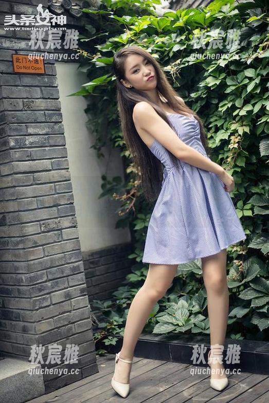 TouTiao头条女神 - 在线见证！林依依如何把普通白衬衫穿出‘不普通’的感觉！