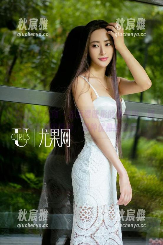 UGirls尤果网-谭晓彤 UGirls尤果网 - 走近谭晓彤的体操服,精选图包里的微妙,那种优雅的旋转。