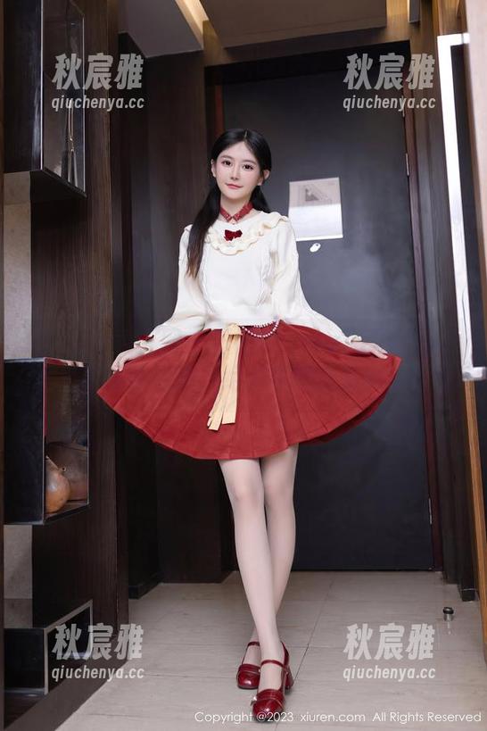 Xiuren秀人网 - 跟随Manuela玛鲁娜的远足，女孩合集，绝对不期而遇的惊喜！