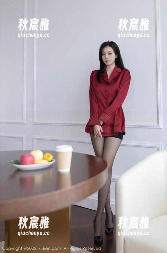 Xiuren秀人网-梦心玥 Xiuren秀人网 - 在线探索梦心玥的美足写真:谁说脚趾不能撒野?