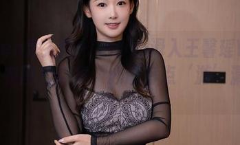 Xiuren秀人网 – 不小心滑入王馨瑶Yanni的泳衣图片合集，心脏有点‘游’漏掉了。