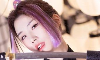 海上生明月，Yebin(전예빈)游艇私拍图包里的海风情！