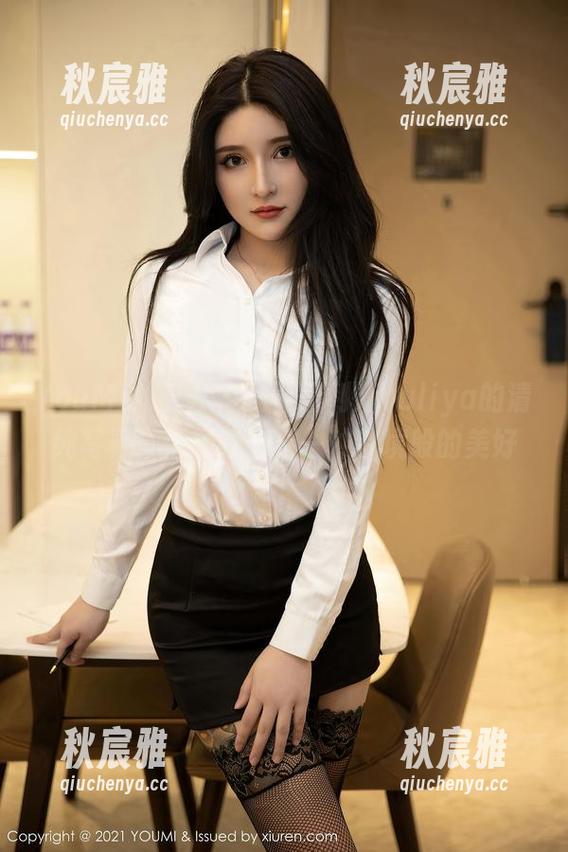 YouMi尤蜜荟 - 翻开严利娅Yuliya的清纯写真，像是在翻看一种梦境般的美好