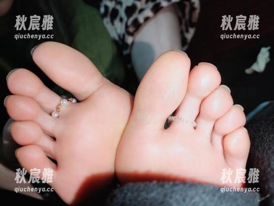 微密圈 - YuYu超甜丫的秘密大公开：你绝对想下载的那些瞬间！