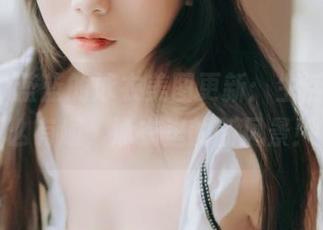usejan蓝蓝的泳衣美图更新：生活就该这么有趣，泳衣里的新风景！