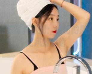 丽柜 – 然然写真图册：伤情的慰籍与几缕微风的对话