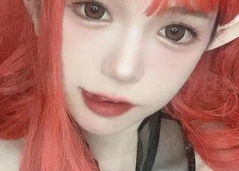 作品分享：倦倦喵与那条吊带白丝的故事