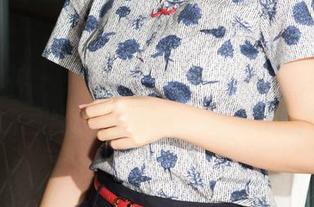 克拉女神 – 女王江琴，又换了新装！更新的图片让人忍不住多看几眼。