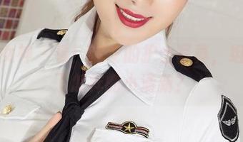 克拉女神 – 看！沫夕的护士写真，组合出了怎样的小清新？