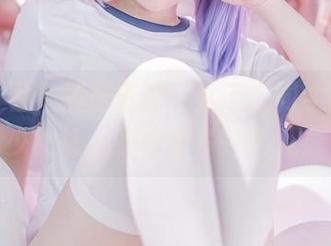 随便一看，都是资源，六二二同学的机车少女让人想停留多一会儿。