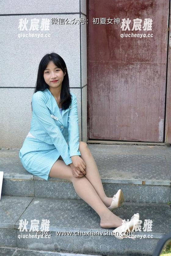 初夏女神 - 闭月羞花？不如说是环环的原图让花都想躲一边。