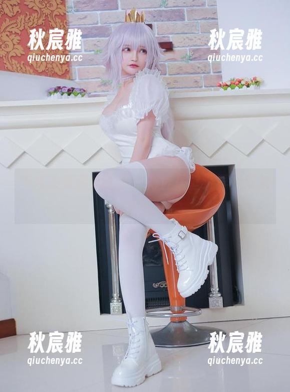 千夜未来和她的猫，简直是壁纸界的双料美图冠军！