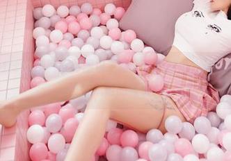 嗲囡囡 – Misty萌晰女神图包更新：简直就是心动的源泉，有种没法抗拒的吸引。