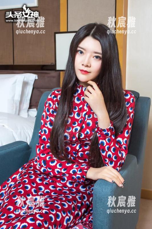 头条女神-童安琪 头条女神 - 啊,童安琪又有新私房!网袜图片如下,敬请期待!