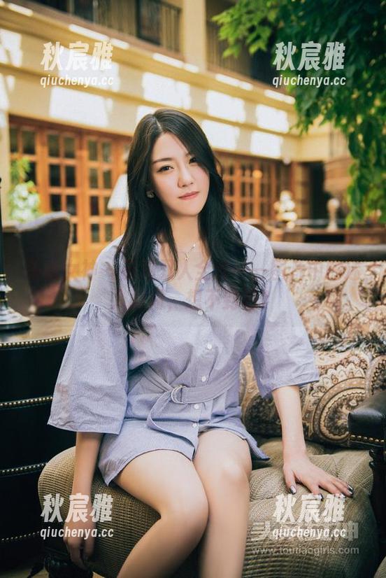 头条女神 - 筱溪双人全套——图片中的迷人瞬间，想不到吧？
