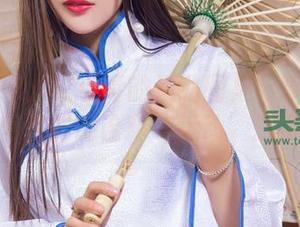 头条女神 – 艾小青的运动图集分享：看她如何优雅地诠释‘运动’二字！