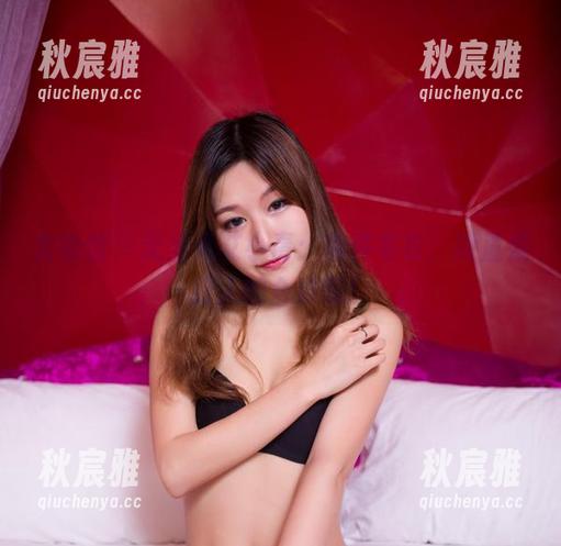 尤物馆-艾小青 尤物馆 - 无圣光艾小青:那件毛衣,简直是撩人的合集啊!