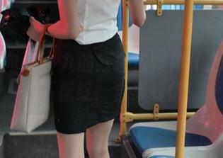 异思趣向 – 小九的红色包臀裙（上）在高清下盛绽：合集看你！