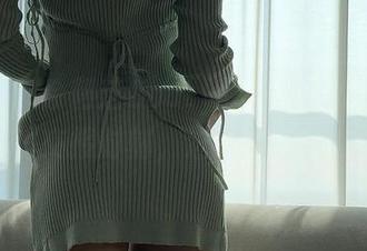 微密圈 – 徐莉芝Booty独家图集：秘密花园的交接时刻，进来聊聊天嘛？