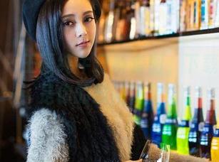 推女神 – 王语纯牛仔裤套图，下载之后就是你的时尚秘籍！