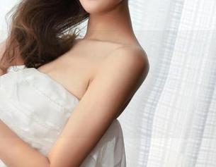 推女神 – 分享黄歆苑chobits泳装图库——如果海水能说话，它肯定会说‘我也想这样’！