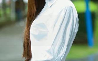 推女郎 – 从未见过如此吸引人的灰丝美图，娜露你到底用了什么魔法？