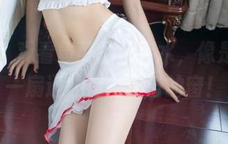 推女郎 – 观看黄可的死库水，像是打开了一扇通往神秘夏日的窗！