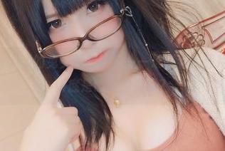 摇摇乐yoyo的兔女郎图片集—一堆好看的照片，背后到底是怎样的故事？