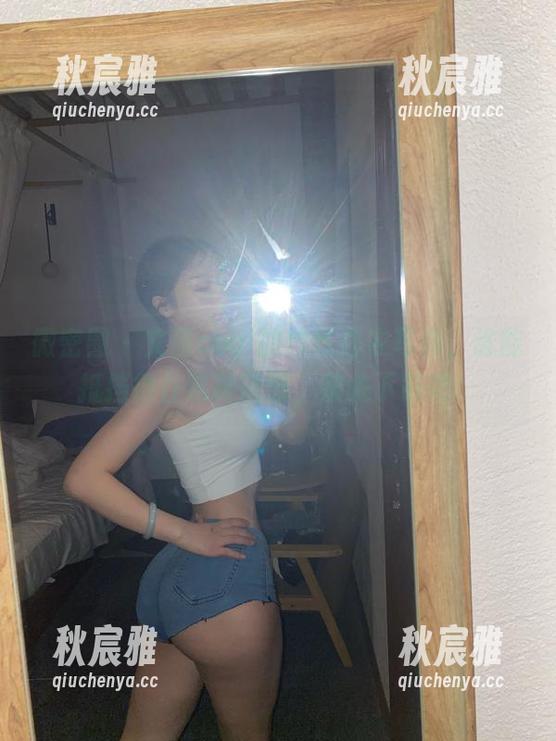 微密圈 - 文茜cool的珍珠内衣写真，谁能抵挡得住这种诱惑，快来下载吧！