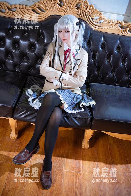 斯卡蒂全套写真来了，快来看看星之迟迟怎么把日常变成了“犯规秀”？