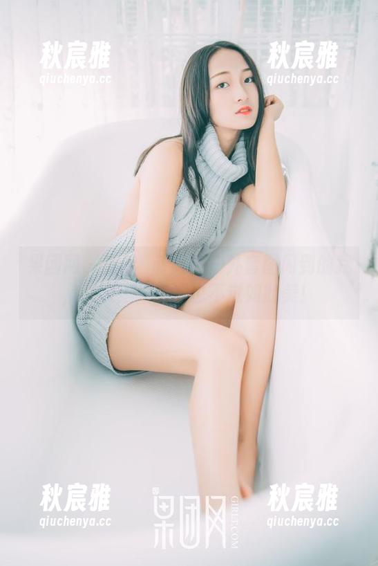 果团网 - 被龚玥菲高清户外套图闪到的我，感叹：大自然也不过如此美！