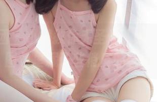 森萝财团 – 小满教你无圣光瑜伽，身心放空，图包里藏了些俏皮的姿势哦！