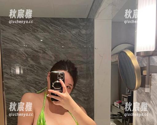 微密圈 - 水蜜桃米米：在热辣红中分享我对生活的全部热情！