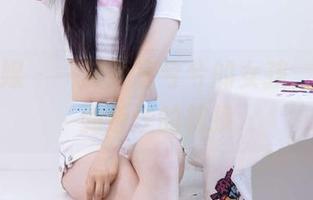 物恋传媒 – 一起分享兮兮的女孩，从甜美到叛逆的转换
