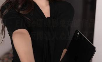 秀人网 – Elise谭晓彤兔女郎作品，一点都不圣光，反而让人心里乐开了花！