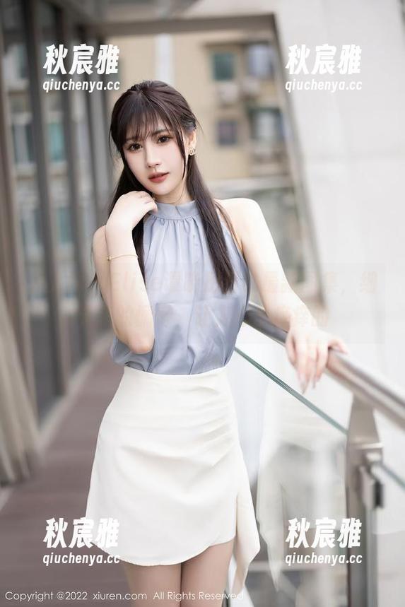 秀人网 - Elise谭晓彤日常最新图集，细节里的慵懒，让人心里痒痒的