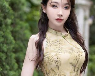 秀人网 – 无圣光中的lucky咏丹：秘密作品尽显真实与大胆