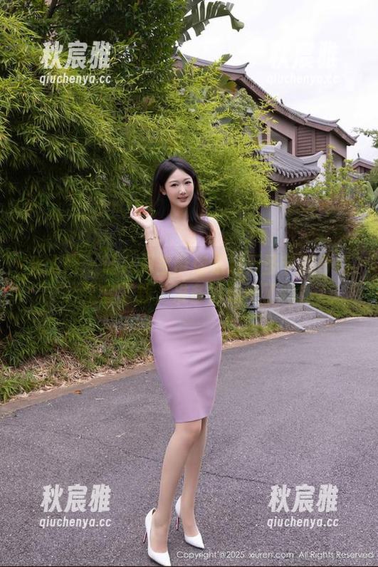 秀人网 - 让九月生带你走进万圣节的奇幻：全套下载，准备好惊艳了吗？