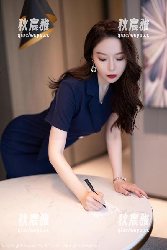 秀人网-你的兔妹妹 秀人网 - 你的兔妹妹的私房镂空合集:让你的心跟兔子一起跳!